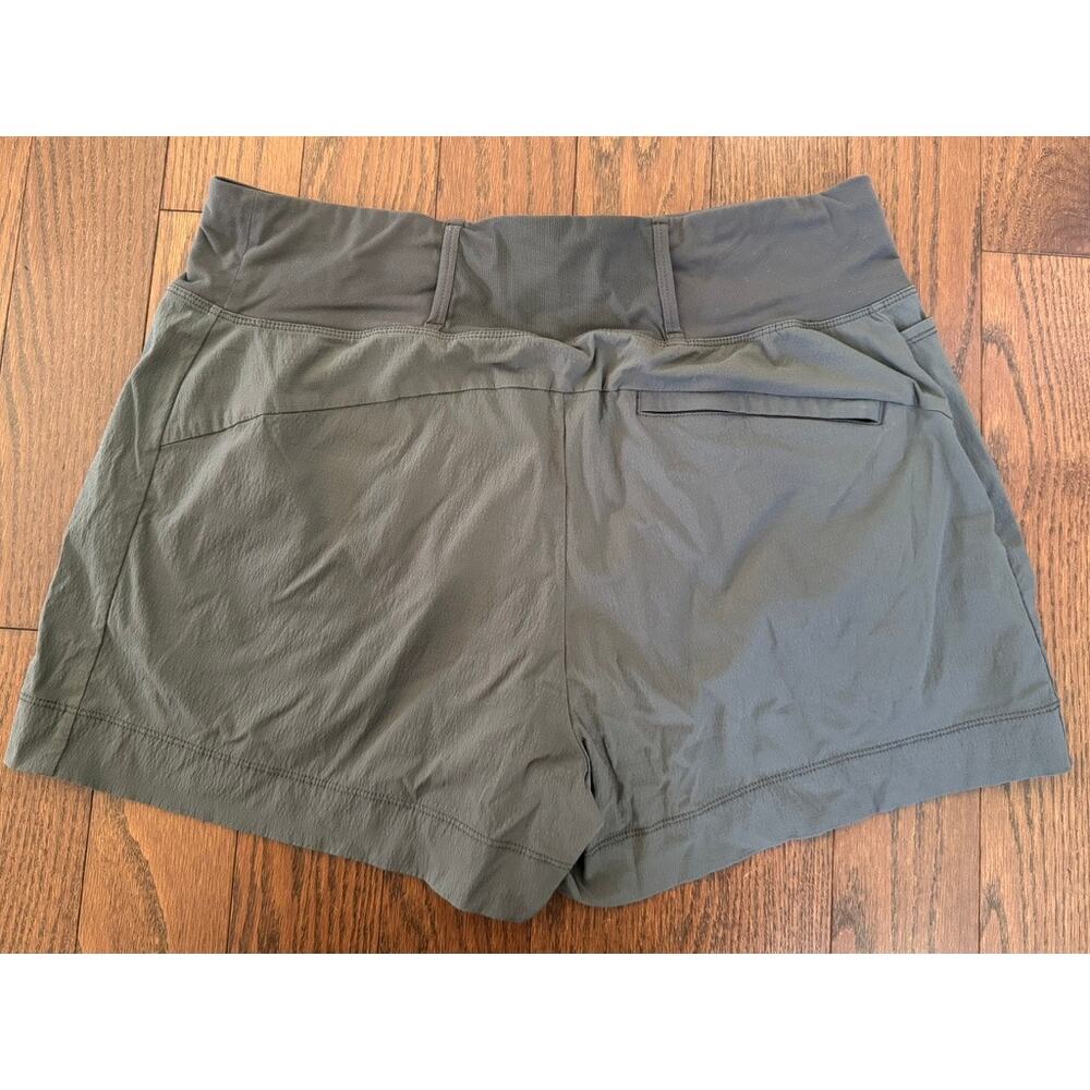 Athleta Trekkie North Short – Olive Green – Size 12 - Picture 4 of 5